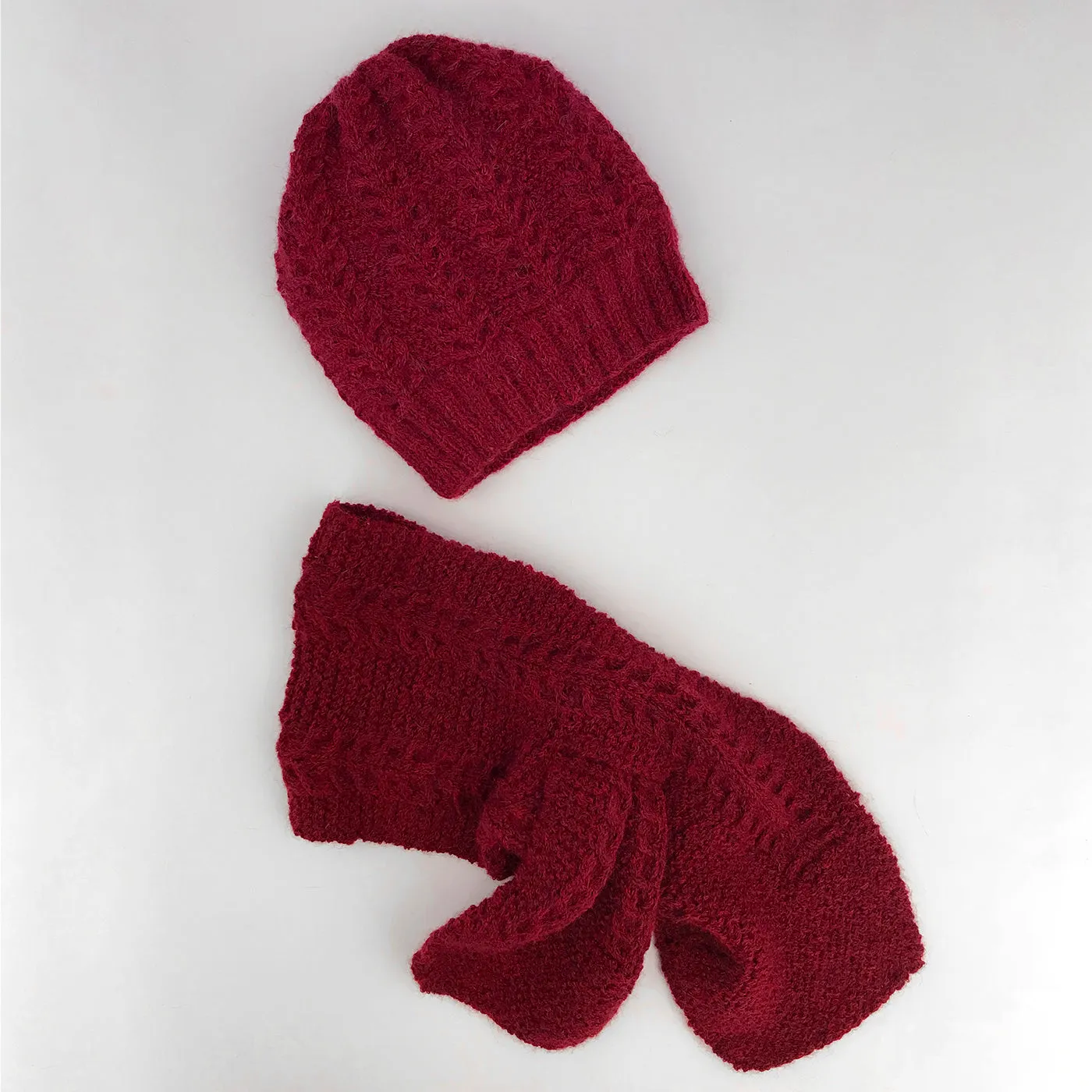 Alpaca Handknitted Nona Set