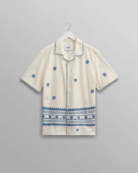 Didcot Shirt Ecru/Blue Daisy Embroidery