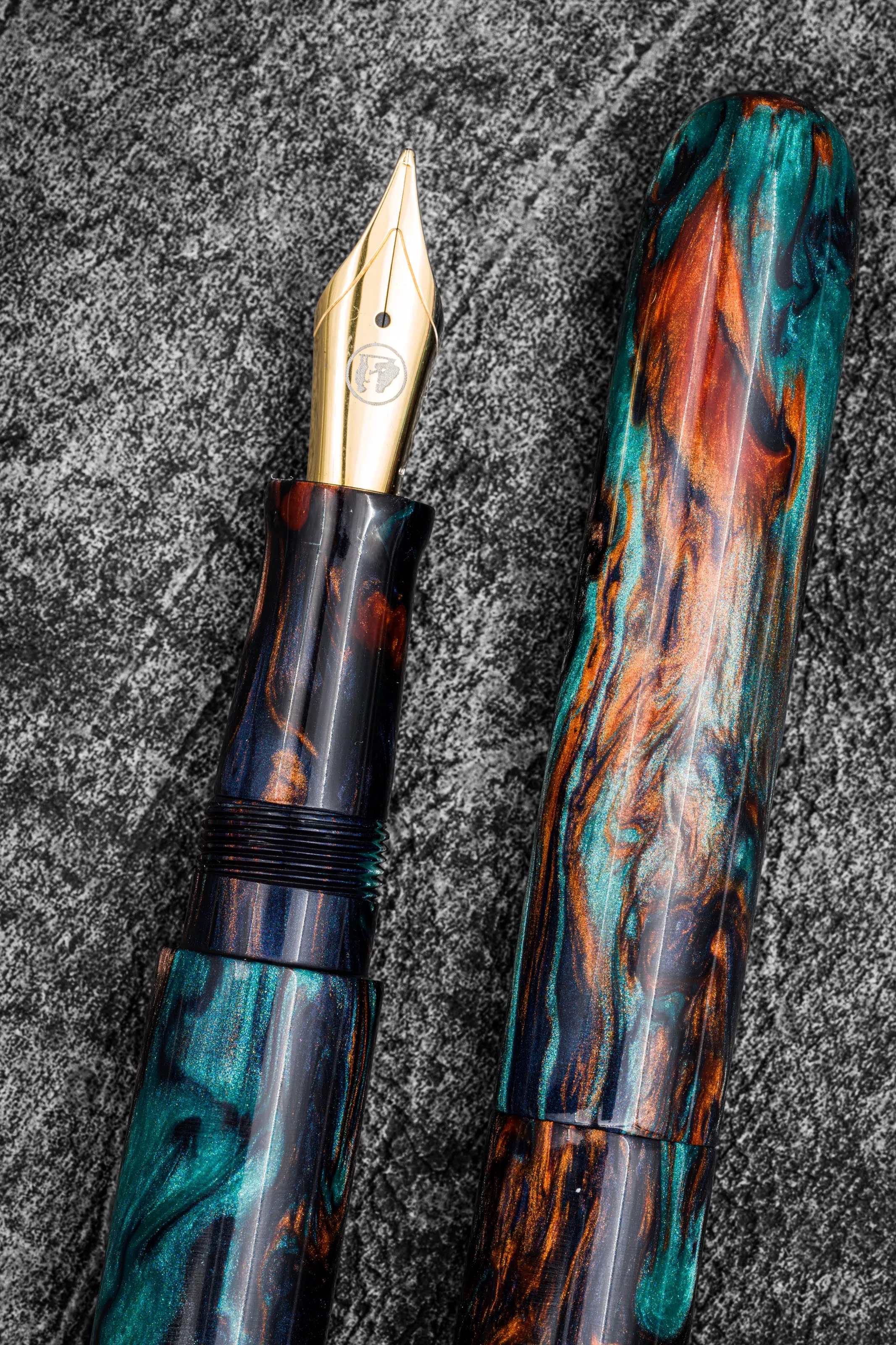 Galen X Studyo Agackakan - Fountain Pen V2 - Bohemian Twilight