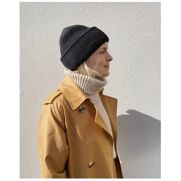 Petite Knit Oslo Hat PROJECT & HACKS