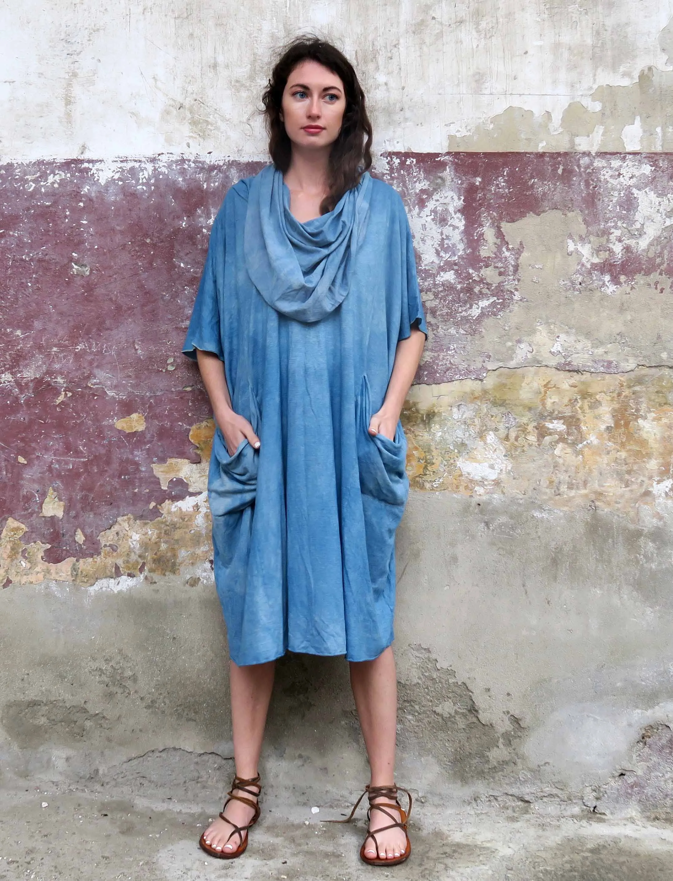Super Cowl Perfect Pockets Below Knee Kaftan