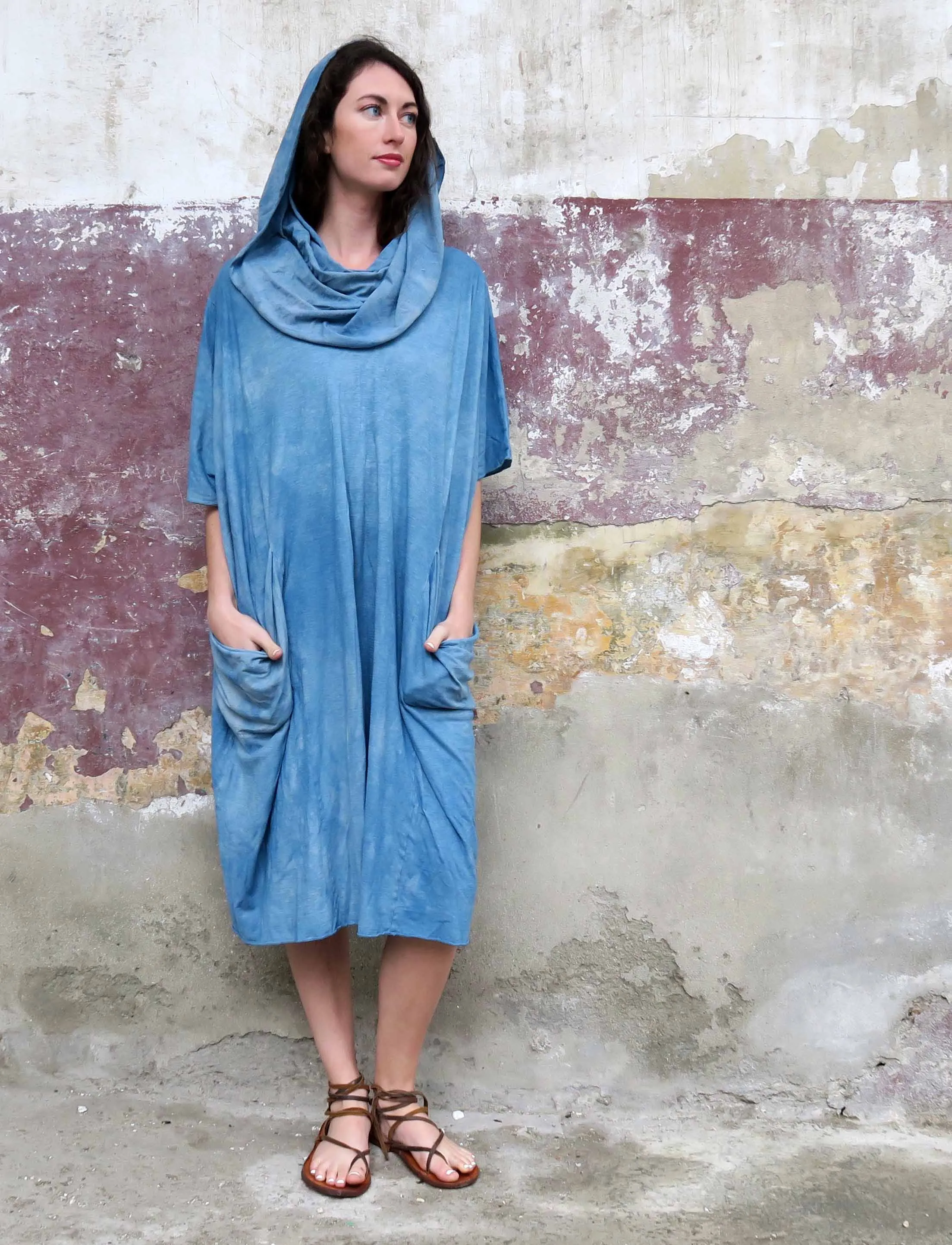 Super Cowl Perfect Pockets Below Knee Kaftan